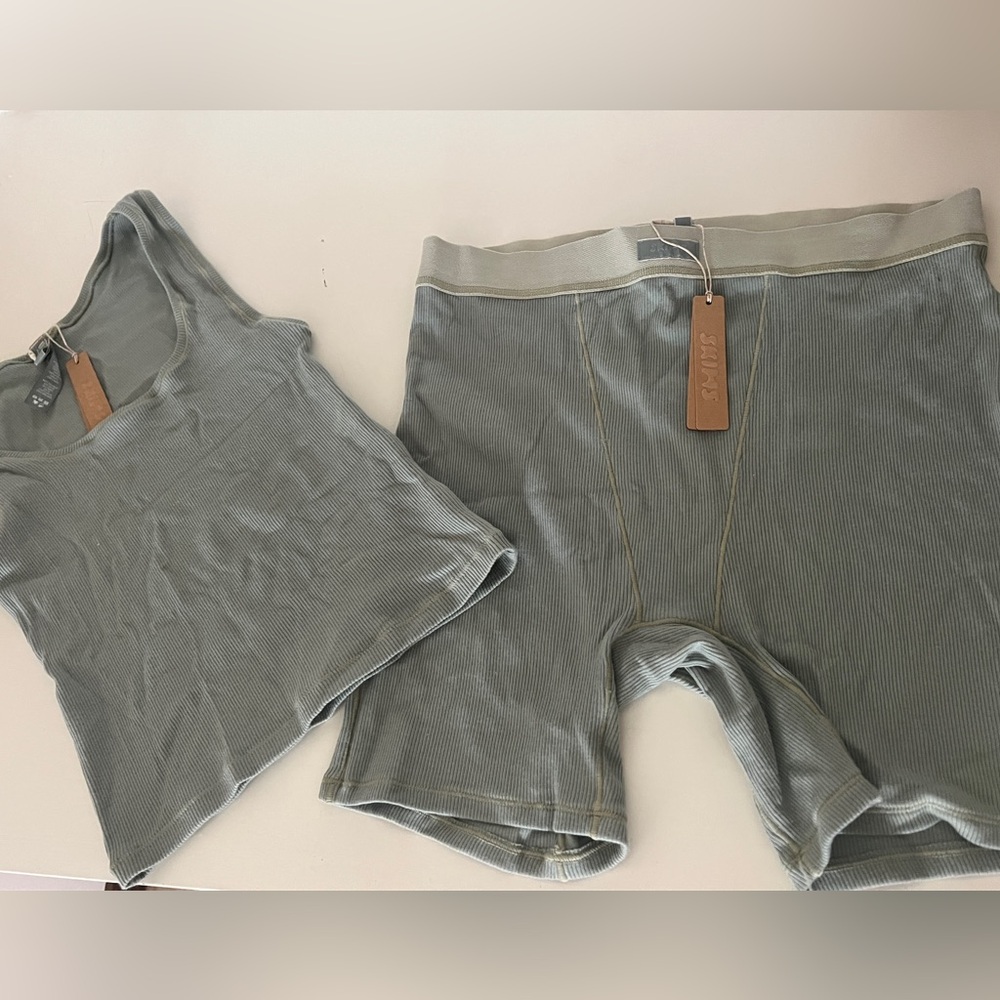 SKIMS Ribbed Loungewear Set - Sage Green